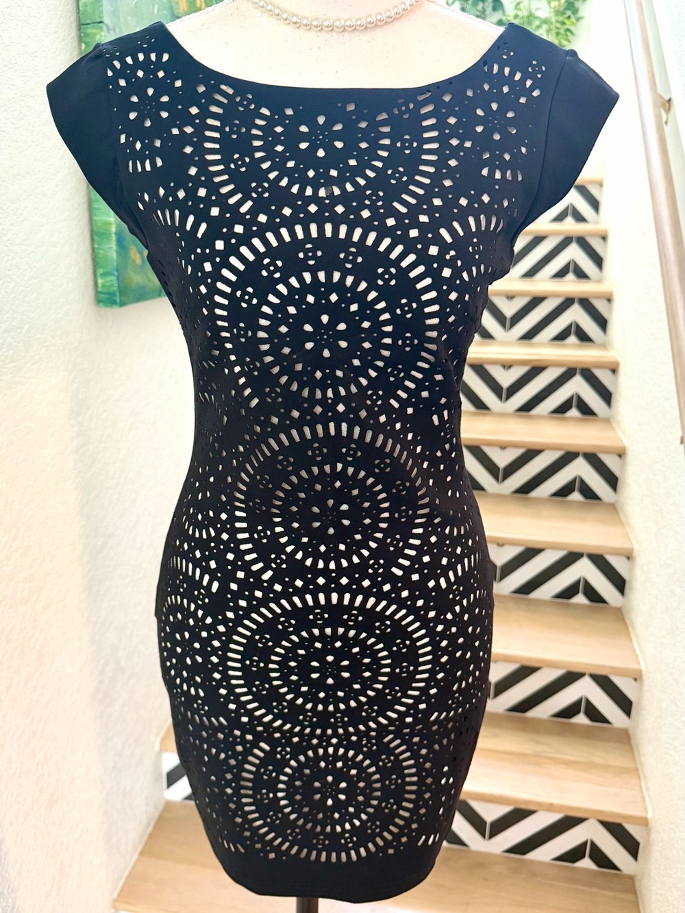 Boutique Black Laser-Cut Sheath Dress - Elegant Evening Dress Fit and Flare SM